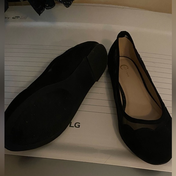 Charming Charlie flats size 9 in AMAZING condition - Picture 2 of 4